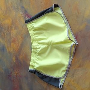 DANSKIN NOW Neon Green Shorts size XXL